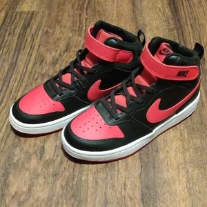 Nike Court Borough Mid 2